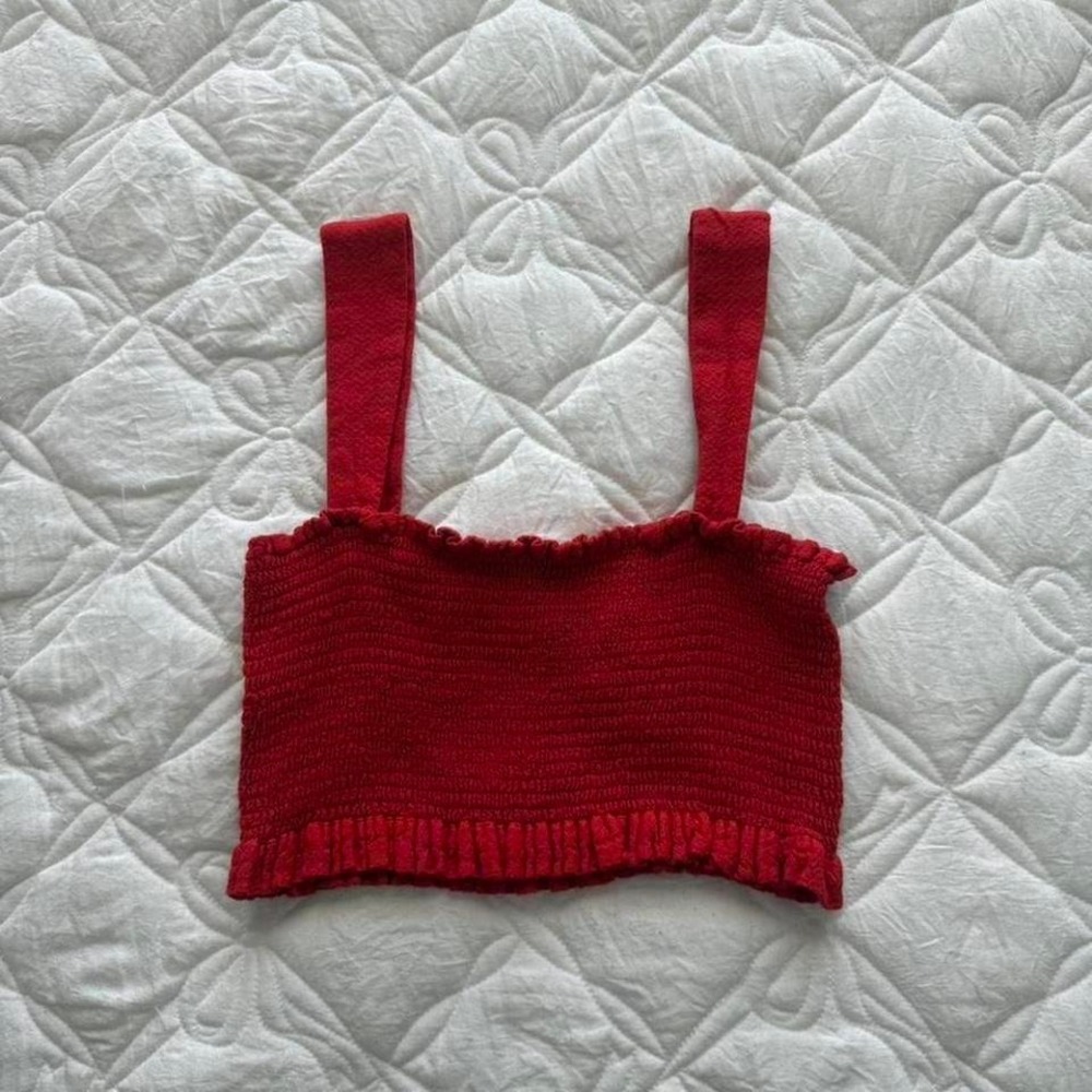 red ruffle billabong crop top